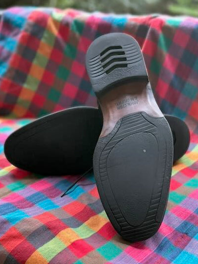 Johnston & Murphy Black Dress Shoes Size 8.5 | Pre-Owned | Overlooked Treasures