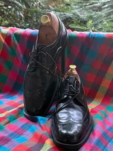 Johnston & Murphy Black Dress Shoes Size 8.5 | Pre-Owned | Overlooked Treasures